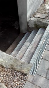 Treppe Entwässerungsrinne